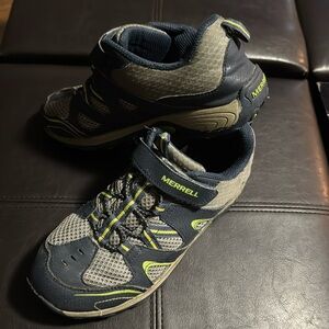 Boys Merrell shoes